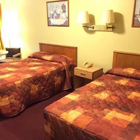 Sebring Inn Экстерьер фото